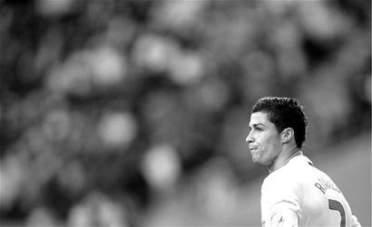 马特拉齐：我一直更喜欢客战，敌对球迷的呐喊和嘘声让我兴奋（马特拉齐：我更爱客场，嘘声越响我越兴奋）