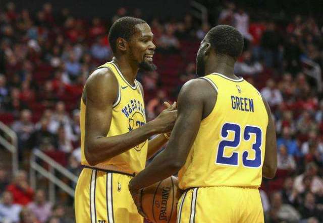 篮球篮网替补球员贡献稳定得分（篮网替补阵容持续稳定得分输出）