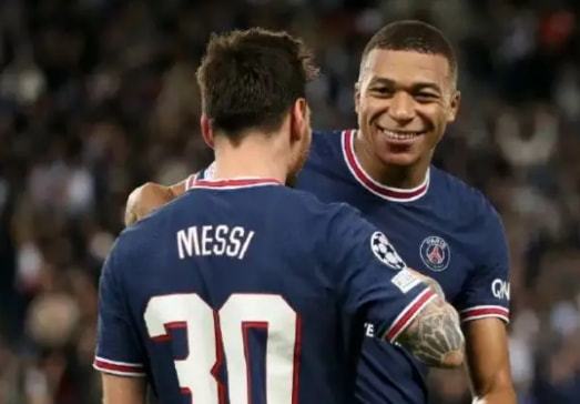 说实话，巴萨这阵容能拿欧冠吗？（以巴萨现有阵容，能夺欧冠吗？）