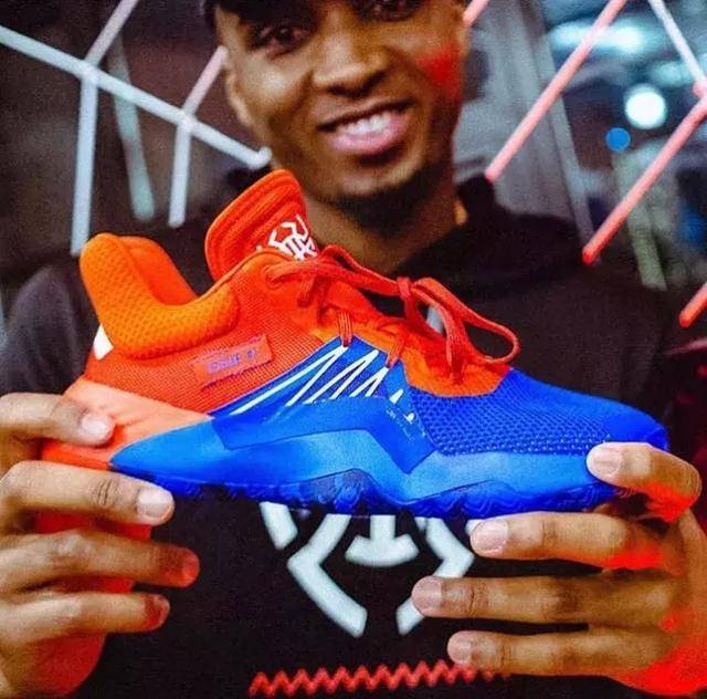 罗马诺：国米仍有意科内，但除非报价非同寻常否则罗马不卖（罗马诺：国米继续追科内，除非天价报价，罗马无意放人）