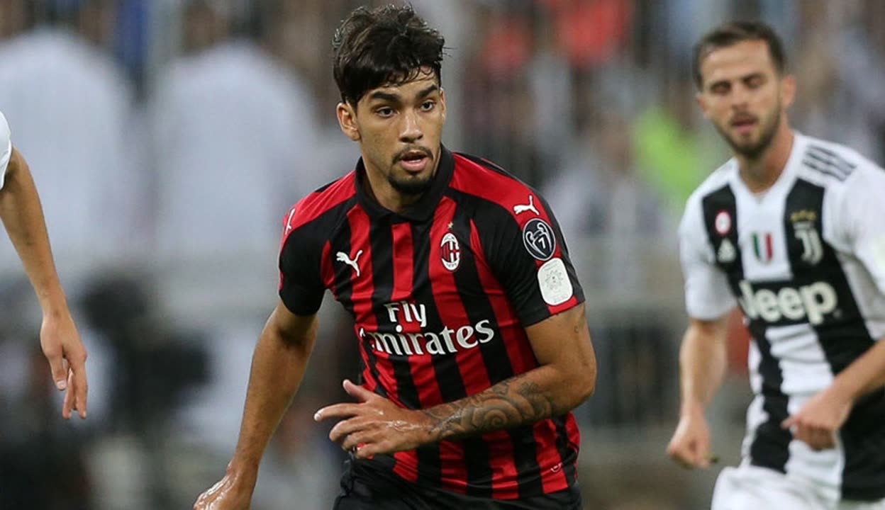 TA：孔帕尼相较图赫尔谦逊很多，不会对高层、球员评头论足（TA：孔帕尼较图赫尔更谦逊，不会对高层和球员指指点点）