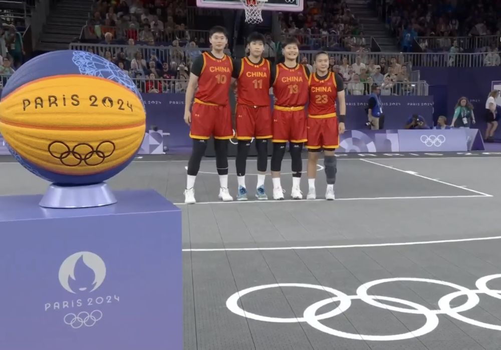 德天空：法兰克福想免签巴黎17岁的攻击型中场让热亚尔（德天空：法兰克福有意免签引进巴黎17岁攻击型中场让热亚尔）