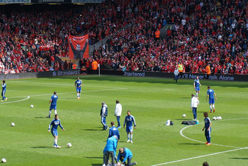 CBA杯：胡金秋缺席广厦险胜青岛 孙铭徽13+10塔克22+7（CBA杯广厦险胜青岛：胡金秋缺席，孙铭徽13+10，塔克22+7）