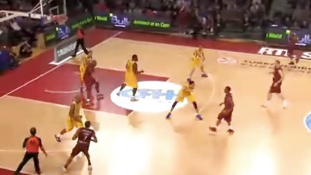 说实话，巴萨这阵容能拿欧冠吗？（以巴萨现有阵容，能夺欧冠吗？）