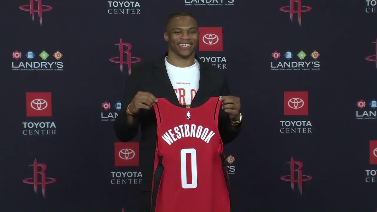 北马其顿新一期大名单：埃尔马斯领衔，英博外援阿利米在列（北马其顿最新国家队名单公布：埃尔马斯领衔，英博外援阿利米入选）