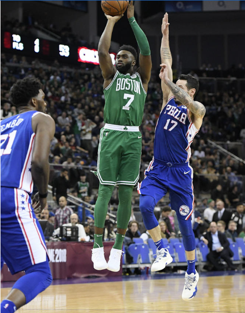 马祖拉谈塔图姆本赛季能否复出：一切取决于他自己（马祖拉：塔图姆本季是否回归，全看他自己）