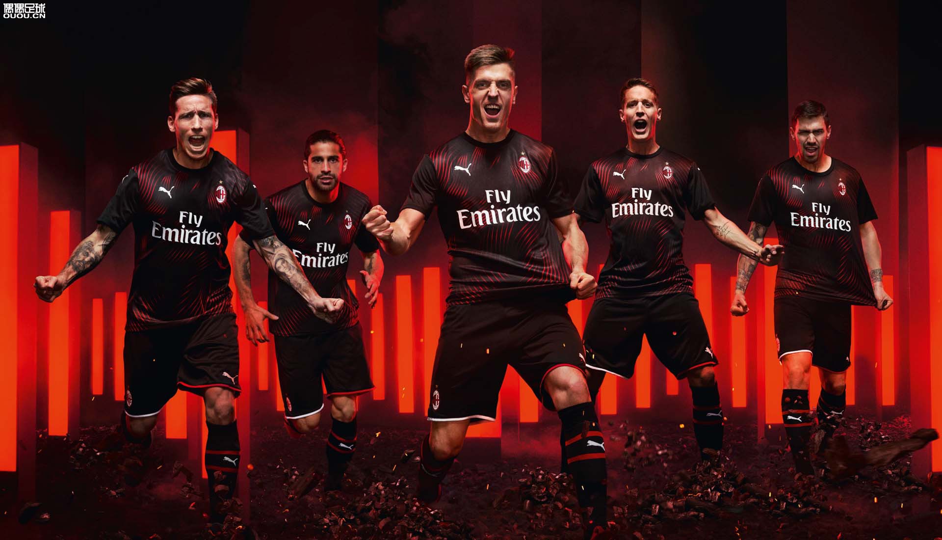 官方：巴萨18岁后卫埃斯帕特右膝韧带受伤，预计伤缺8-10周（巴萨官宣：18岁后卫埃斯帕特右膝韧带受伤，将缺阵8-10周）