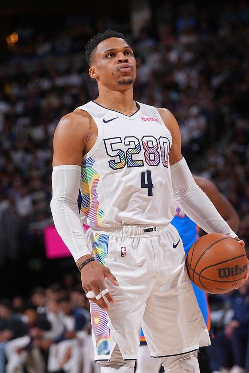 土媒：卢克曼接受加拉塔萨雷900万欧年薪，在等俱乐部谈妥（土媒：卢克曼已接受加拉塔萨雷900万欧年薪，静待俱乐部敲定细节）