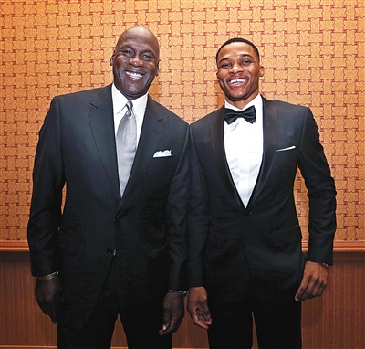 篮球火箭球队训练营顺利结束（火箭队训练营圆满落幕）